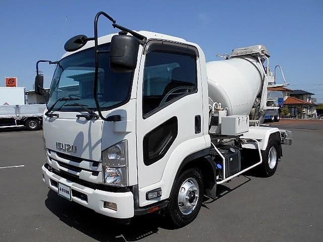 ISUZU