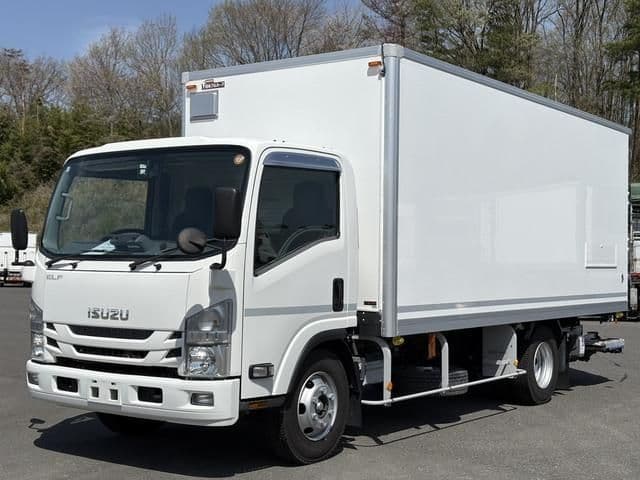 ISUZU