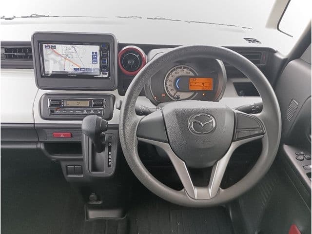 Car thumbnail 3