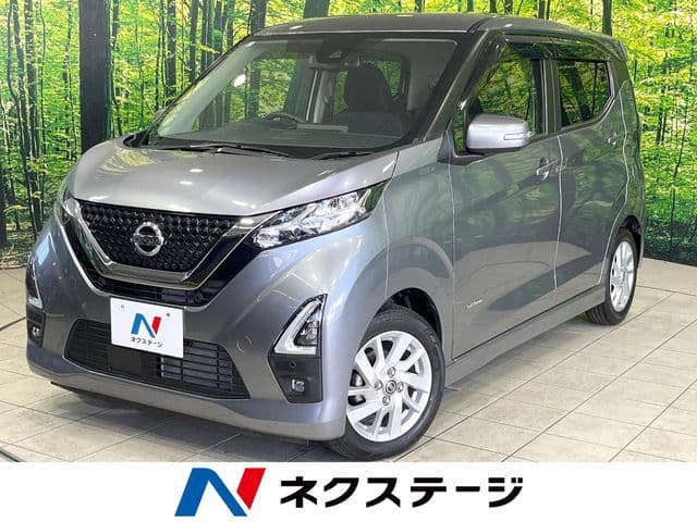 NISSAN