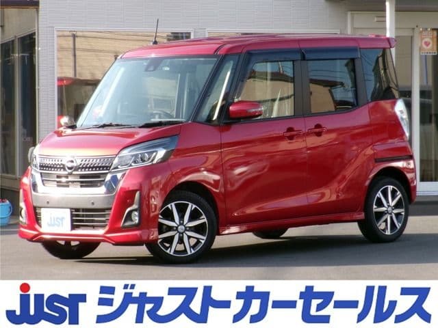 NISSAN