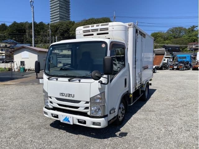 ISUZU