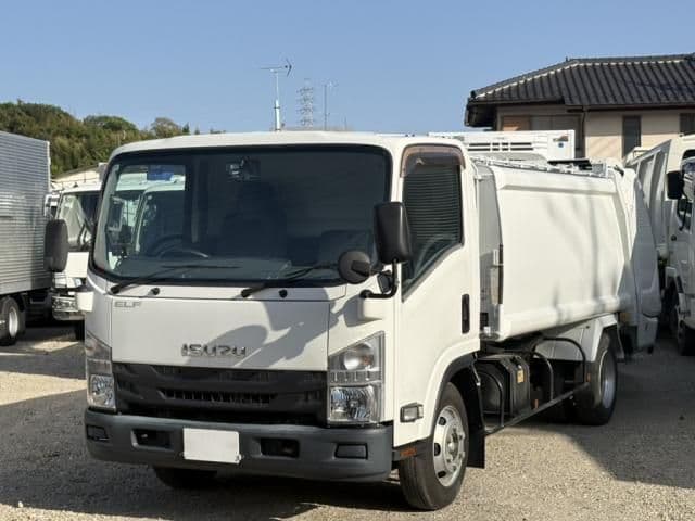 ISUZU