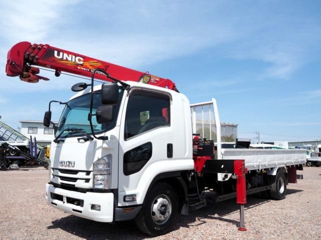 ISUZU