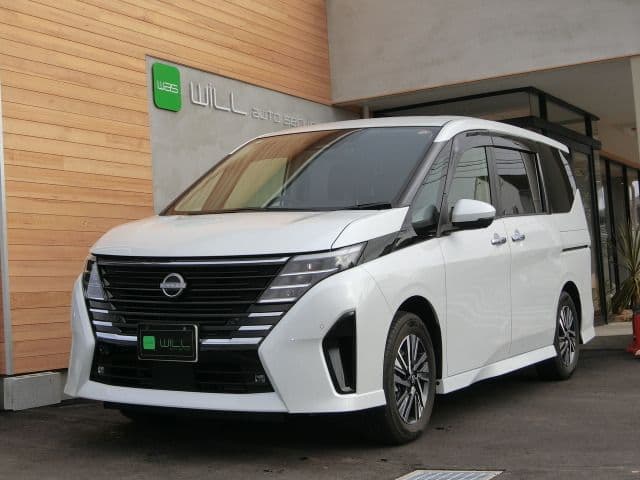 NISSAN