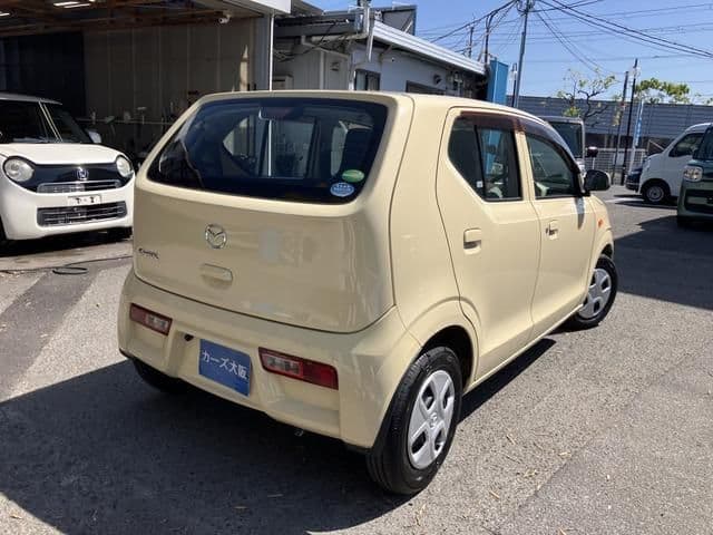 Car thumbnail 4