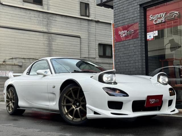 Car thumbnail 3