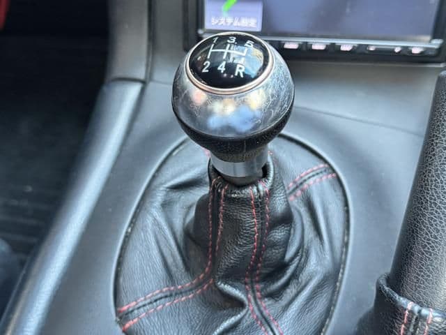 Car thumbnail 4