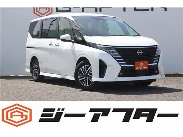NISSAN
