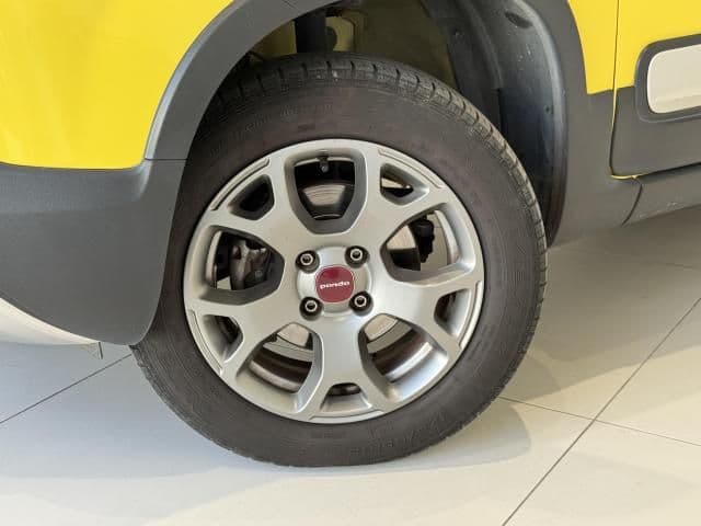 Car thumbnail 4