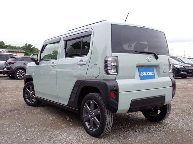 Car thumbnail 3