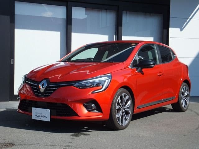 RENAULT