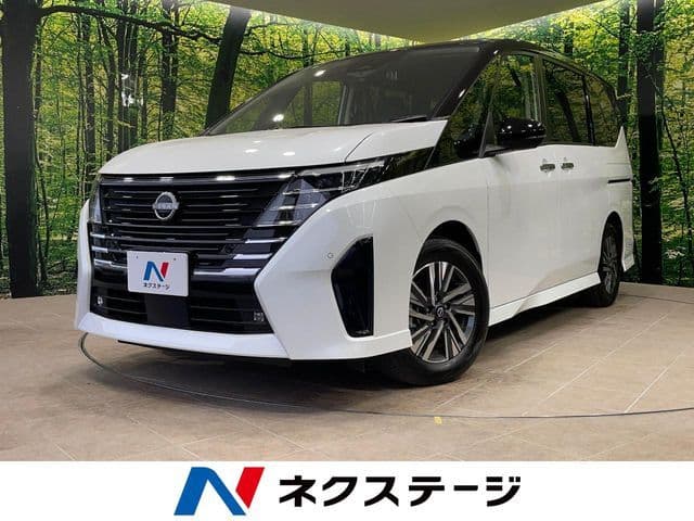 NISSAN