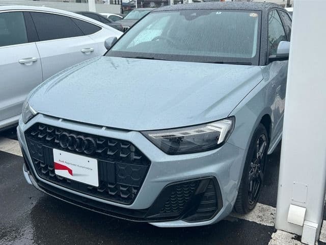 AUDI