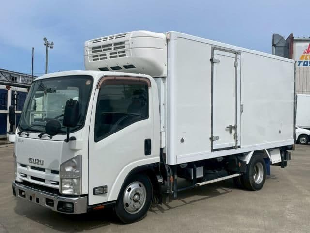 ISUZU