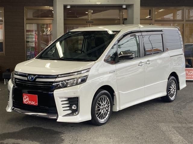 Car image 1