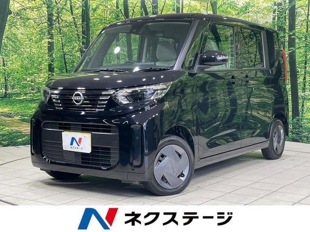 NISSAN