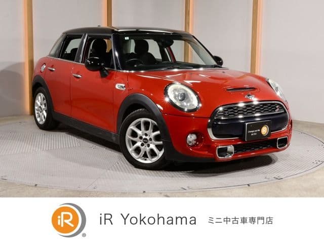 Car image 1