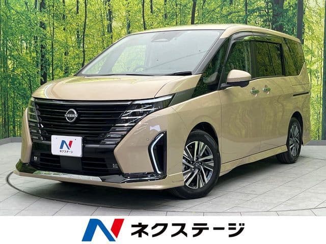 NISSAN
