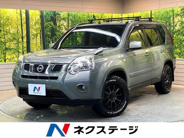 NISSAN