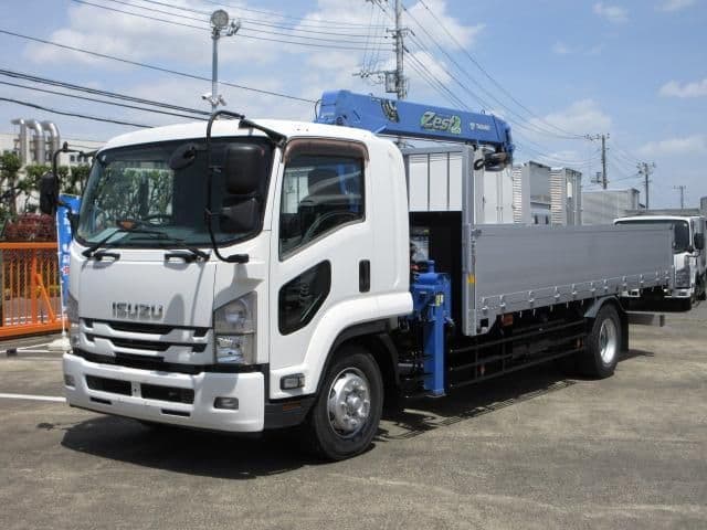 ISUZU