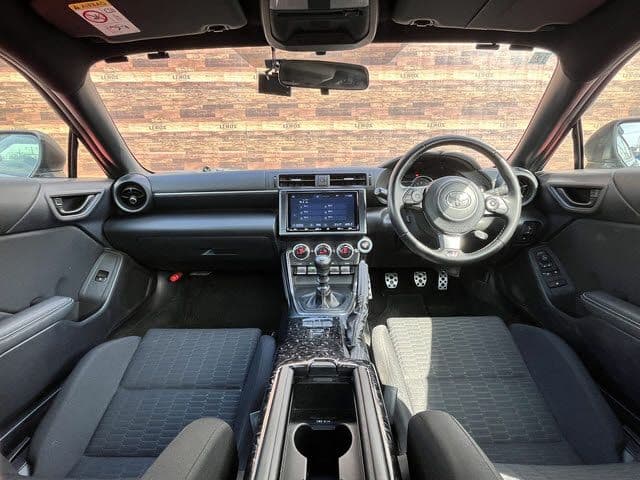 Car thumbnail 2