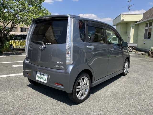 Car thumbnail 4