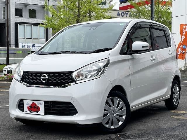 NISSAN