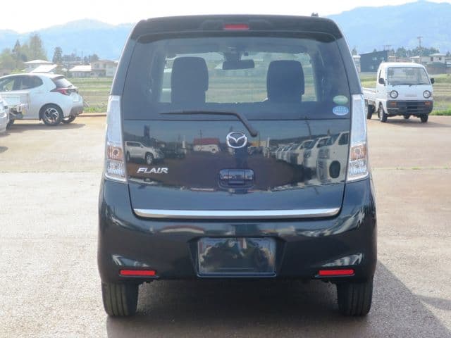 Car thumbnail 4