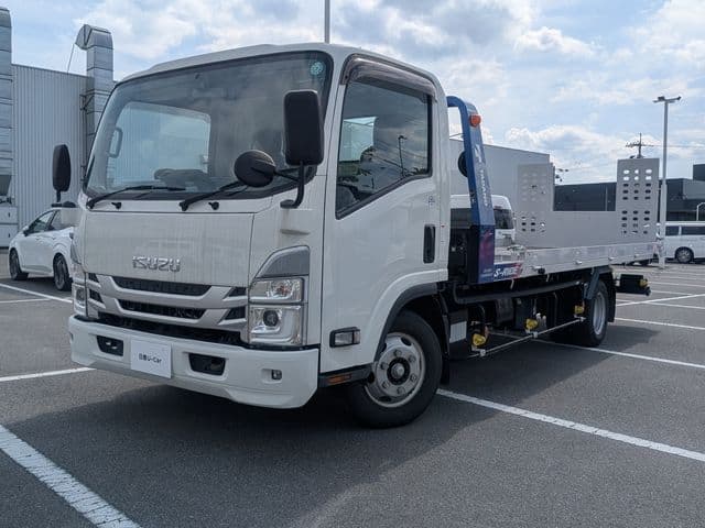 ISUZU