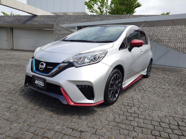 NISSAN