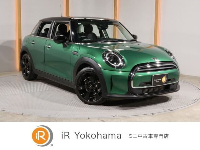 Car image 1
