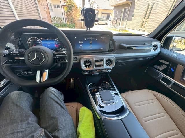 Car thumbnail 3