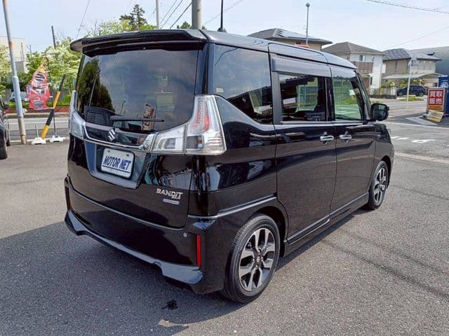 Car thumbnail 2