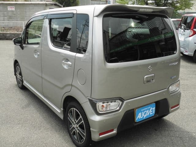 Car thumbnail 3
