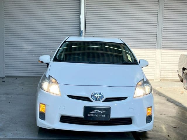 Car thumbnail 4