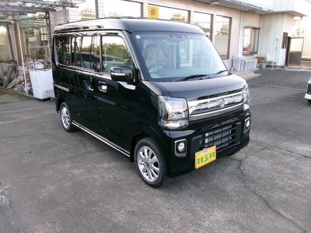 NISSAN