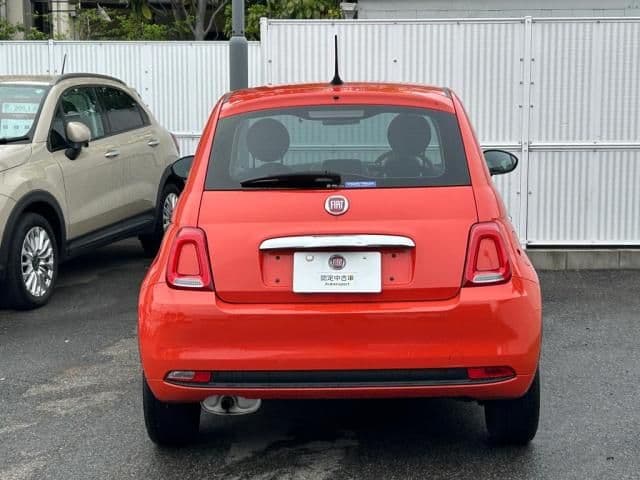Car thumbnail 3