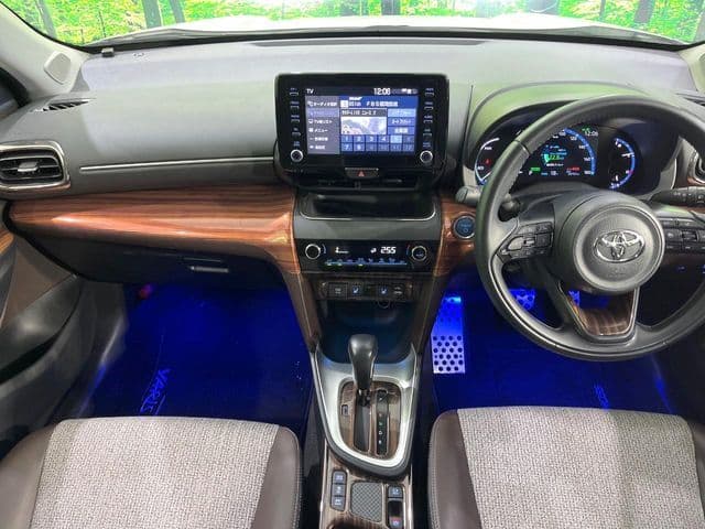 Car thumbnail 2