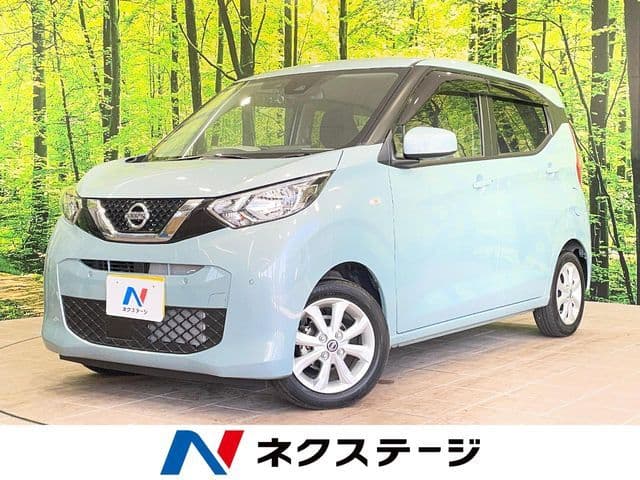 NISSAN
