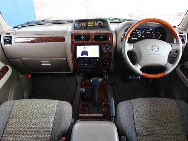 Car thumbnail 2