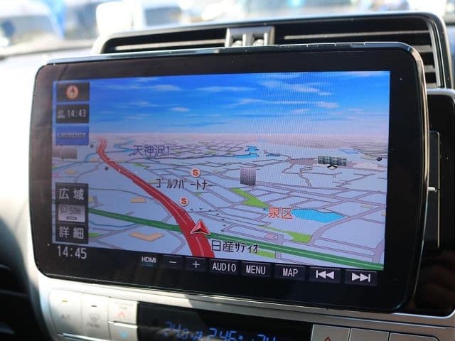 Car thumbnail 4