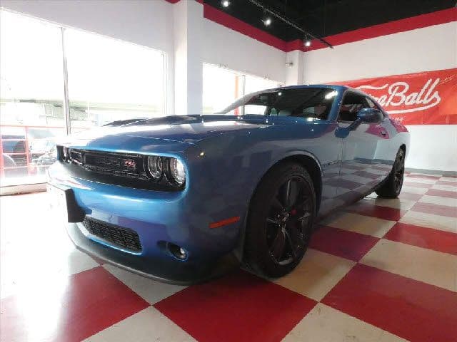 Car thumbnail 3