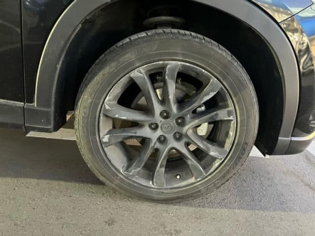 Car thumbnail 3