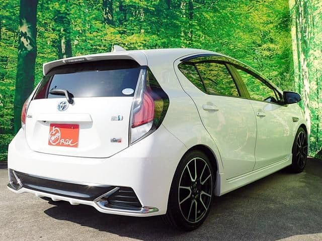 Car thumbnail 2