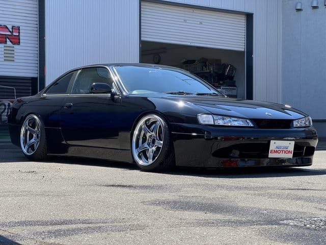 Car thumbnail 3
