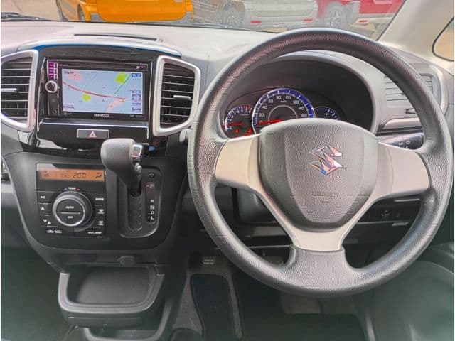 Car thumbnail 4