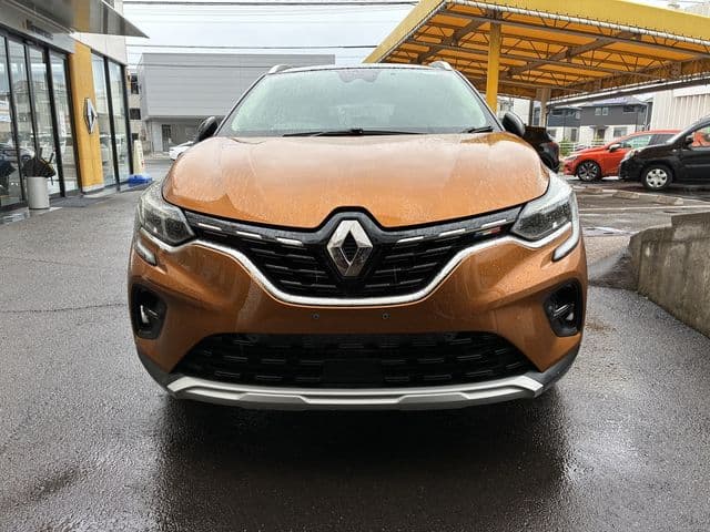 RENAULT