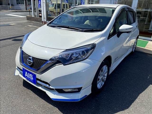 NISSAN