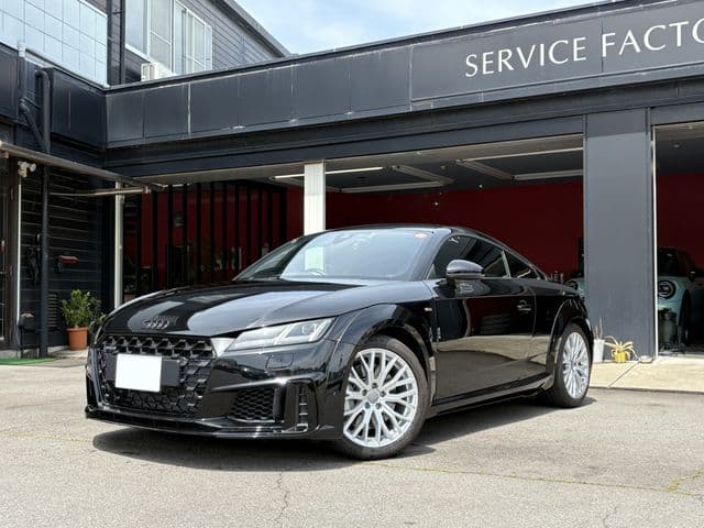 Car thumbnail 4